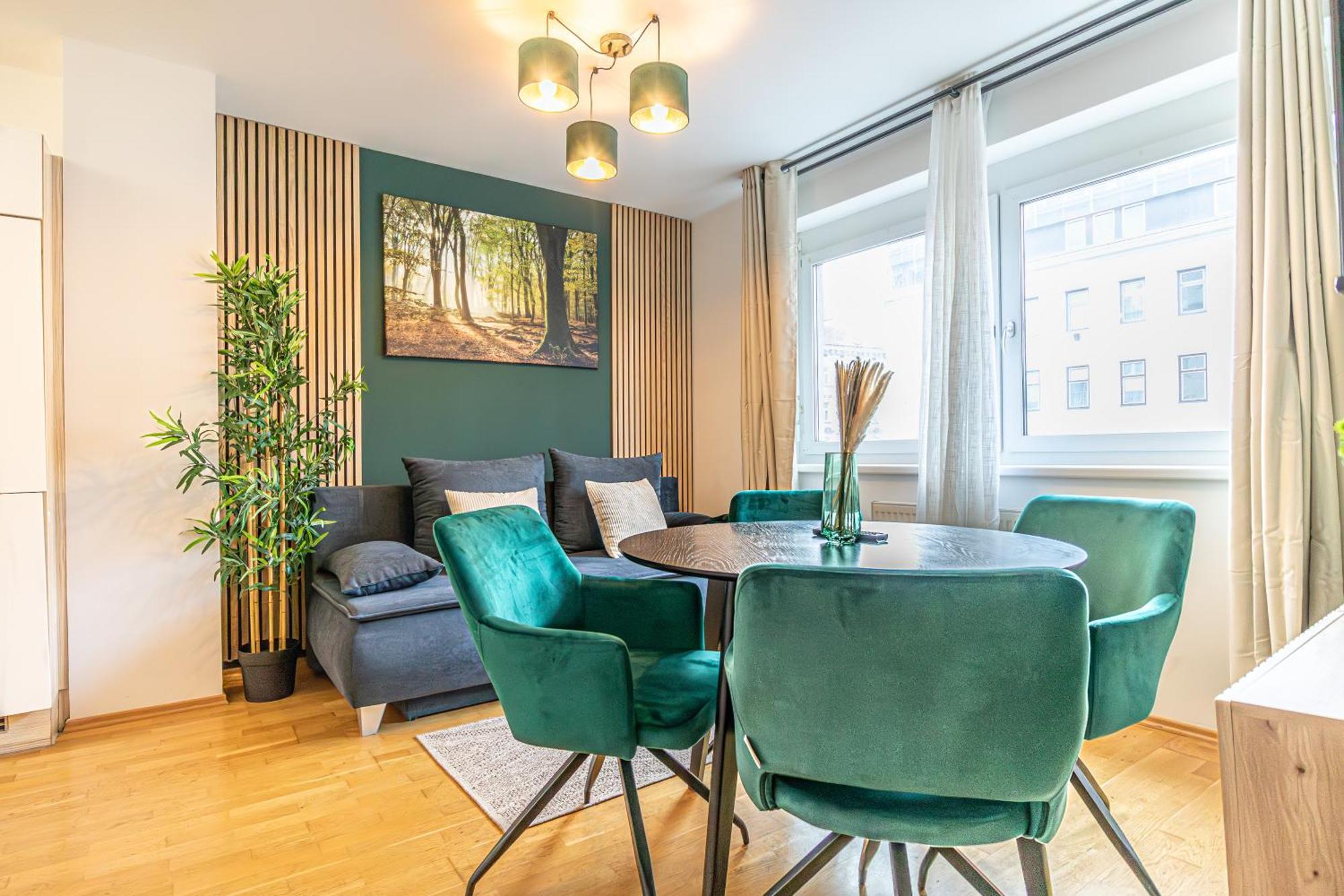 Charming 1br, Steps From Reumannplatz U1 Viena