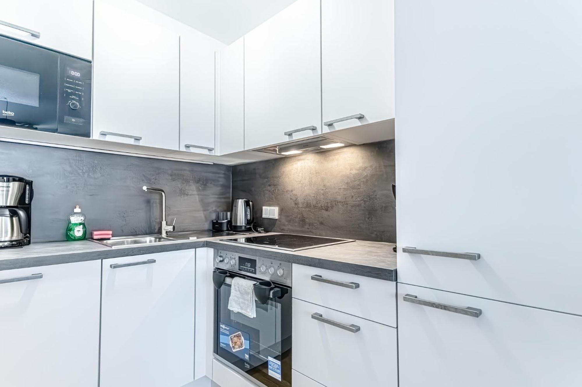 Apartamento Charming 1br, Steps From Reumannplatz U1 Viena