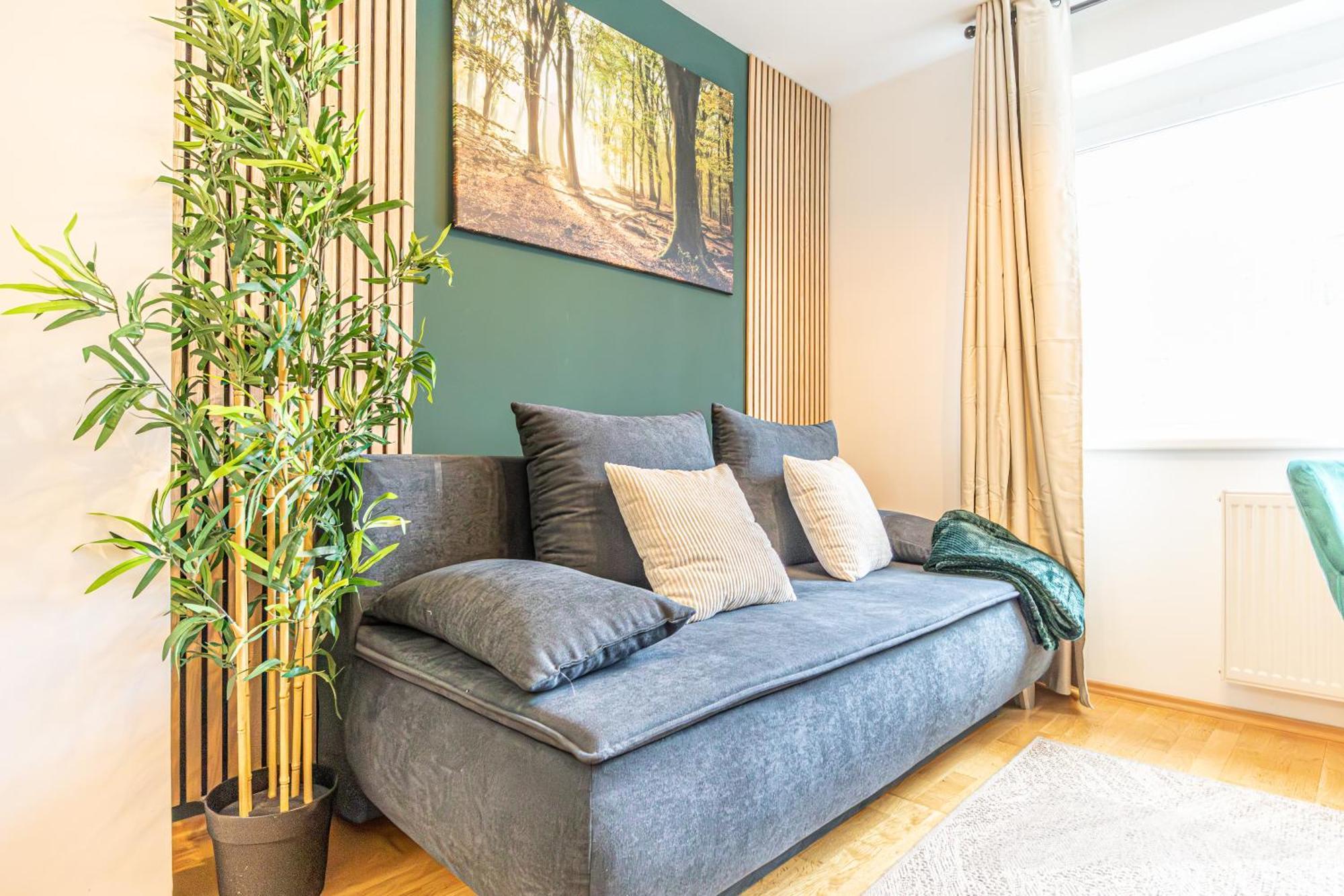 Apartment Charming 1br, Steps From Reumannplatz U1 Vienna